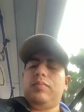 DanielGomez9 online show from 02-06-25, 10:10