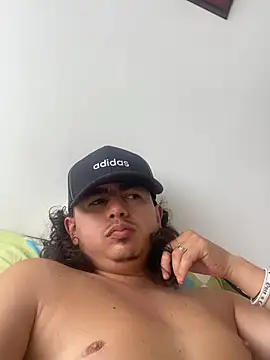 DanielGomez9 online show from 07-11-26, 02:50