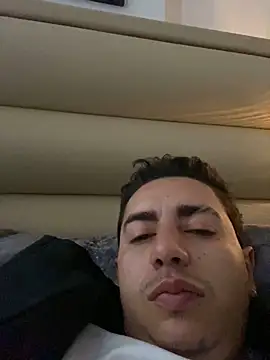 DanielGomez9 online show from 03-03-25, 01:01