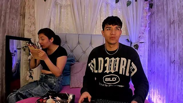 BradLovEmma  online show from 10-27-25, 03:46