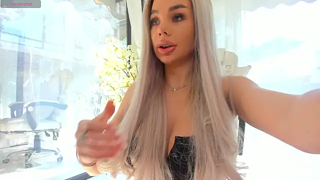 Russian Ava online show from 04-18-26, 07:33