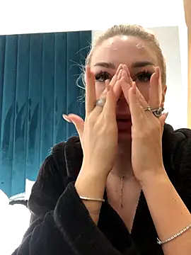 Russian Ava online show from 10-15-25, 06:33
