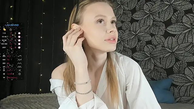 TaraSims online show from 01-17-25, 01:04