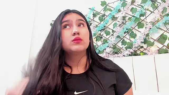 LexiiBloom online show from 09-10-25, 10:47