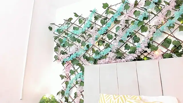 LexiiBloom online show from 09-11-25, 10:26
