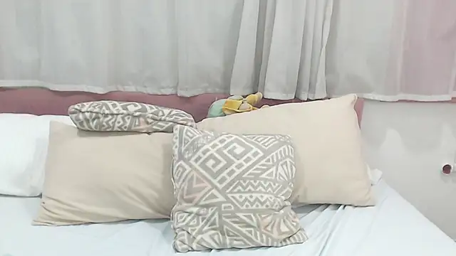 LexiiBloom online show from 03-05-25, 05:39