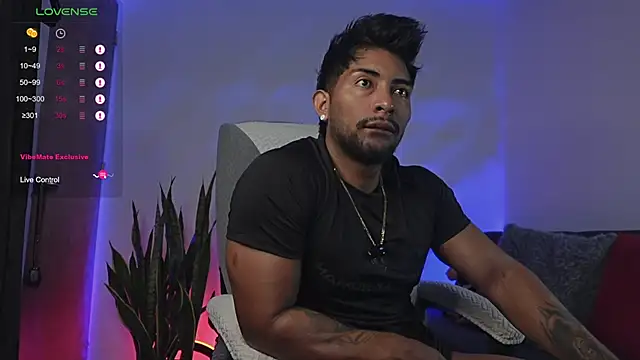 Couple muscle1 online show from 04-15-26, 11:27