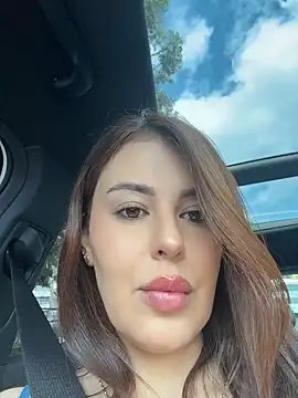 Snapshot of Eva_Gonzalez chatting on 04-18-26, 01:46 Eva Gonzalez online show from 04-18-26, 01:46