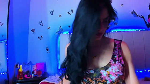 caro lyne  online show from 02-17-26, 04:15