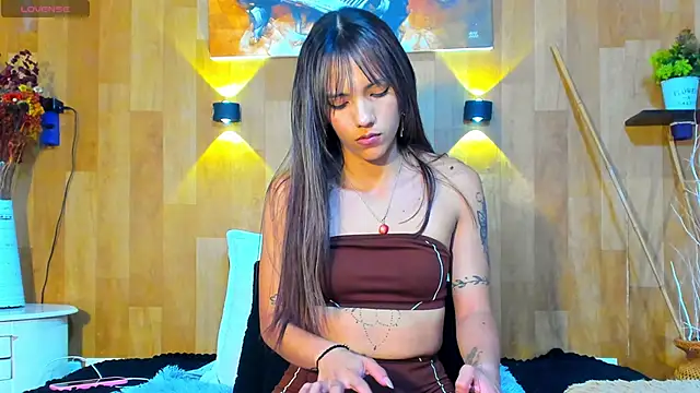 Snapshot of marianaa90 chatting on 05-21-26, 05:32 marianaa90 online show from 05-21-26, 05:32