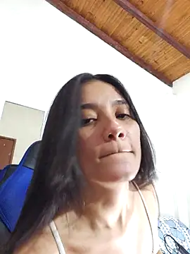 anny vittar online show from 10-21-25, 04:45