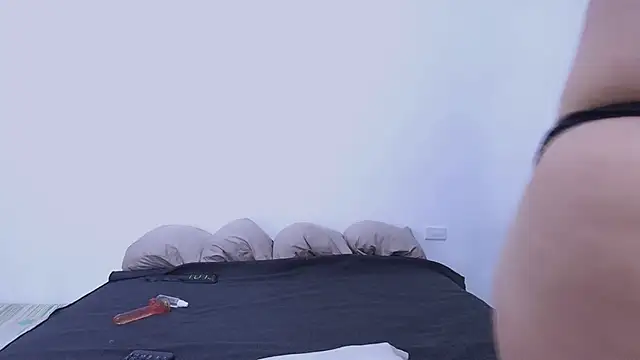 Andreabigboobs23 online show from 11-12-25, 07:40