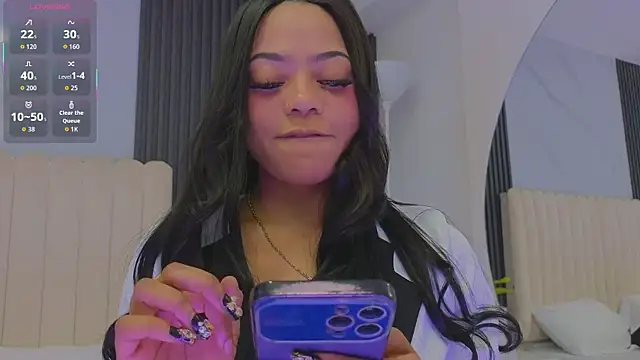 Madiee Rhea online show from 04-16-26, 09:39