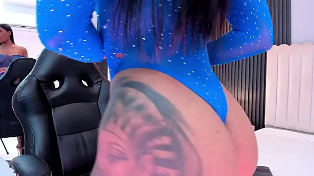 Madiee Rhea online show from 02-03-26, 07:41