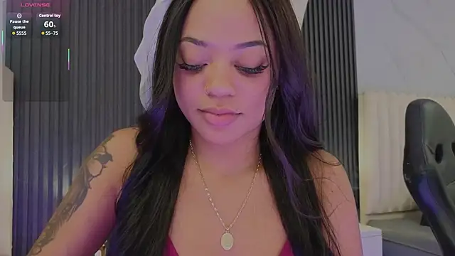 Madiee Rhea online show from 04-14-26, 07:57