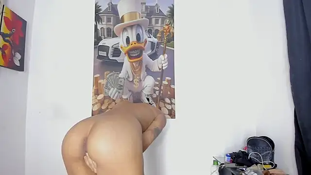 Snapshot of Funny_Xtreme_Group69 chatting on 11-14-25, 07:56 Funny Xtreme Group69 online show from 11-14-25, 07:56