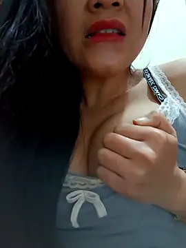 Lyly sexy2k online show from 03-19-25, 07:18