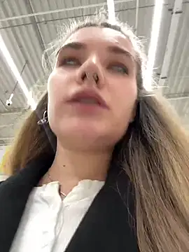 Snapshot of Holy_Tereza chatting on 03-02-25, 03:19 Holy Tereza online show from 03-02-25, 03:19