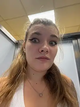 Holy Tereza online show from 11-11-25, 03:51