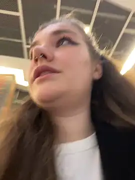 Holy Tereza online show from 12-17-25, 04:12