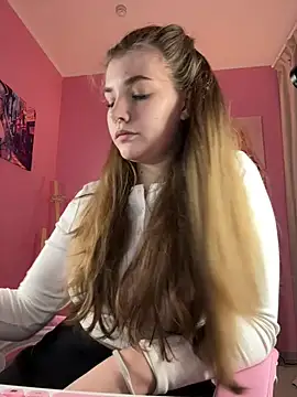 Snapshot of Holy_Tereza chatting on 01-15-25, 09:56 Holy Tereza online show from 01-15-25, 09:56