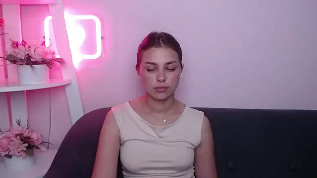 Snapshot of MilanaAngelAs chatting on 06-29-26, 10:15 MilanaAngelAs online show from 06-29-26, 10:15