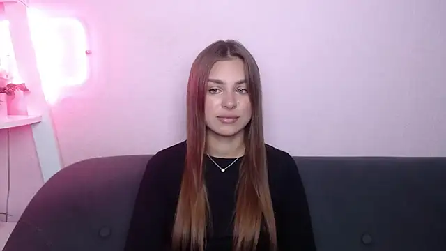 Snapshot of MilanaAngelAs chatting on 07-12-26, 04:46 MilanaAngelAs online show from 07-12-26, 04:46