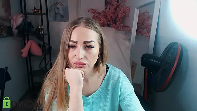Snapshot of _KittyBoo chatting on 01-31-25, 11:56  KittyBoo online show from 01-31-25, 11:56