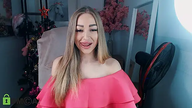 Snapshot of _KittyBoo chatting on 01-05-25, 08:00  KittyBoo online show from 01-05-25, 08:00