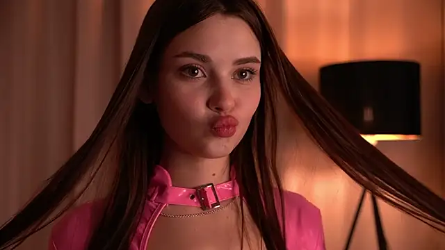 CarmenMoore26 online show from 12-02-24, 10:40