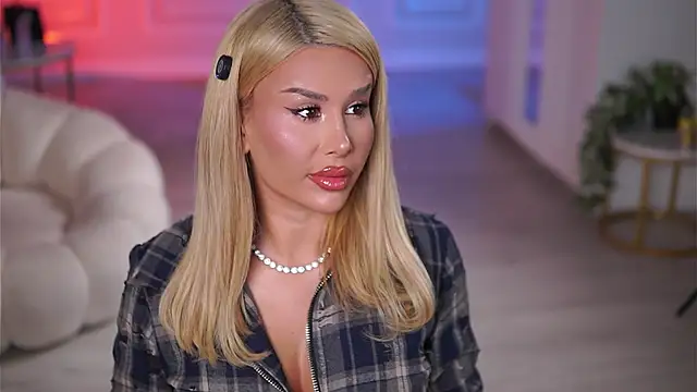 EvaZane online show from 02-17-26, 06:49