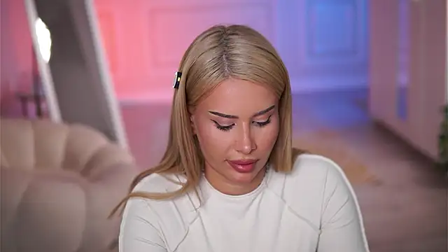 EvaZane online show from 02-11-26, 09:03