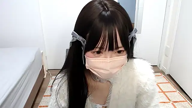  mi tsu ki  online show from 02-23-25, 04:28