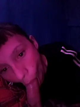 Snapshot of babylexx_18 chatting on 09-09-25, 01:49 babylexx 18 online show from 09-09-25, 01:49