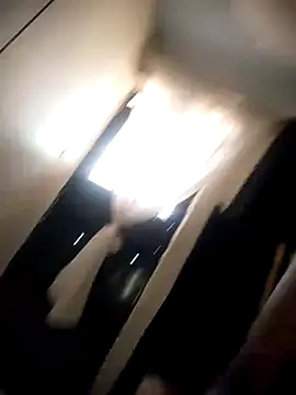 Snapshot of KikiLovesD chatting on 10-12-25, 01:45 KikiLovesD online show from 10-12-25, 01:45