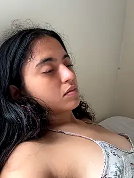 Snapshot of ViolettaSummer chatting on 11-30-25, 03:35 ViolettaSummer online show from 11-30-25, 03:35