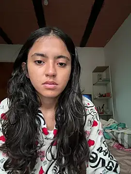 Snapshot of ViolettaSummer chatting on 02-25-26, 11:54 ViolettaSummer online show from 02-25-26, 11:54