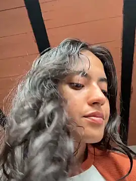 ViolettaSummer online show from 03-29-26, 09:16