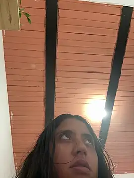 ViolettaSummer online show from 04-16-26, 12:33