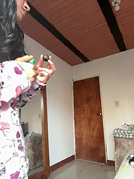 ViolettaSummer online show from 04-15-26, 12:42