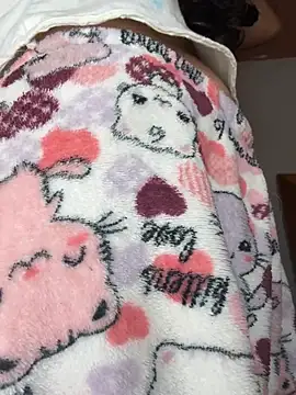 ViolettaSummer online show from 04-16-26, 11:18