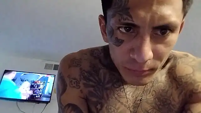 Snapshot of Papinine6 chatting on 10-19-25, 07:55 Papinine6 online show from 10-19-25, 07:55