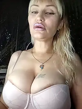 Freya Milf online show from 09-10-25, 06:18