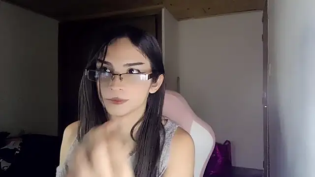 Dollbehavior  online show from 04-07-26, 05:42