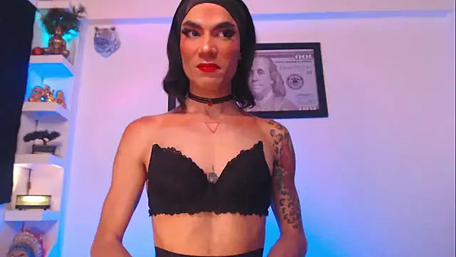 Snapshot of londoreales chatting on 06-11-26, 12:32 londoreales online show from 06-11-26, 12:32