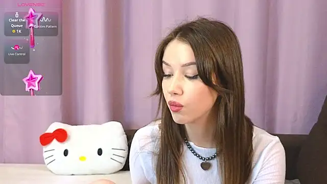 Snapshot of ellie_kramer chatting on 05-07-26, 09:18 ellie kramer online show from 05-07-26, 09:18