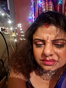 Snapshot of Maaya66 chatting on 02-07-25, 06:13 Maaya66 online show from 02-07-25, 06:13