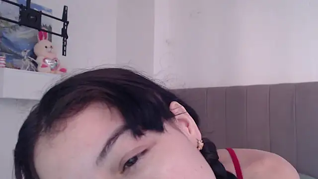 Caribbean beauty  online show from 12-17-25, 08:25