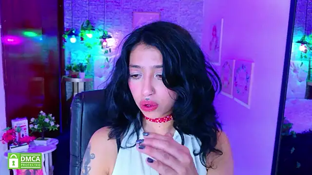 Snapshot of REDHOTTER_ chatting on 02-04-26, 07:42 REDHOTTER online show from 02-04-26, 07:42