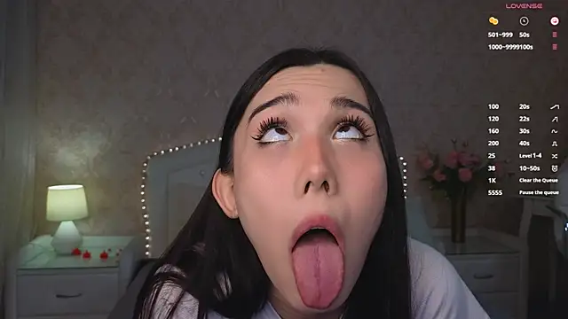Snapshot of Kaia_Sunshine_Mia chatting on 03-22-25, 03:42 Kaia Sunshine Mia online show from 03-22-25, 03:42